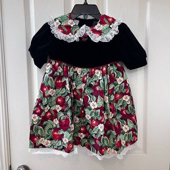 Vintage Wonderland Fashions Black Velvet Apple Print Dress Collared Girls Size 5 - Picture 1 of 15